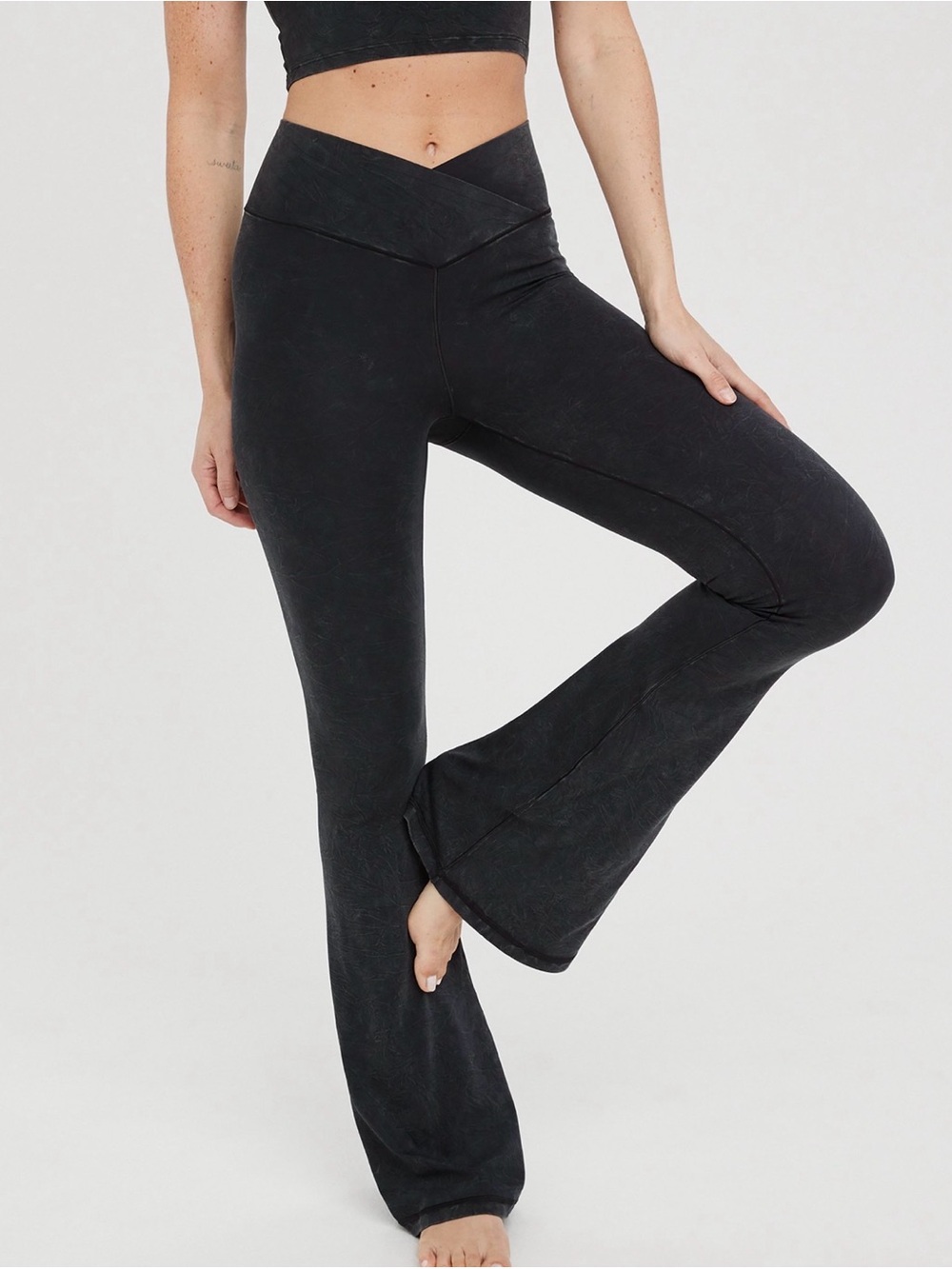 Aerie High-Rise Real Me Flare Double Crossover Leggings